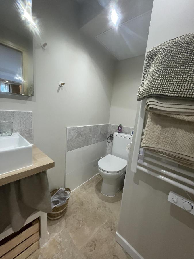 Le Mas De Carrie Bed & Breakfast Parisot  Exterior photo